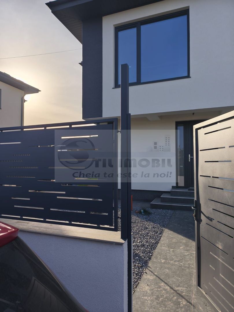 Casă Exclusivistă în Bucium – Finisaje Premium, 3 Camere, 210.000 € - Poză 3