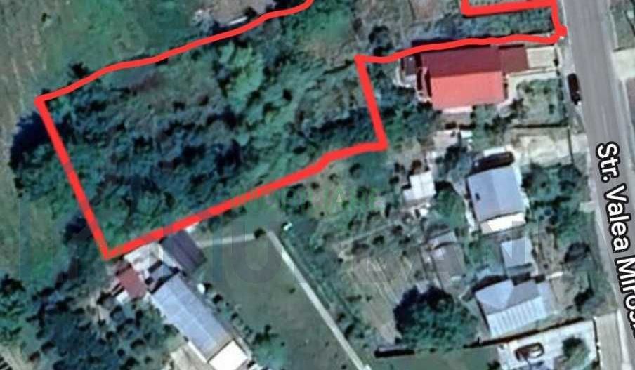 Inchiriez 1600 mp teren Miroslava Iasi - Poză 1