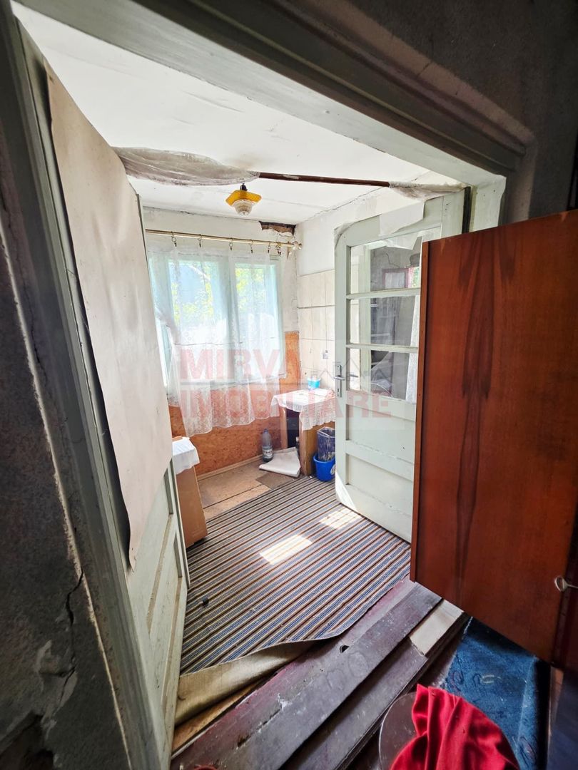 Casă 4 camere, teren 315 mp, garaj – Cantacuzino, Ploiești - Poză 27