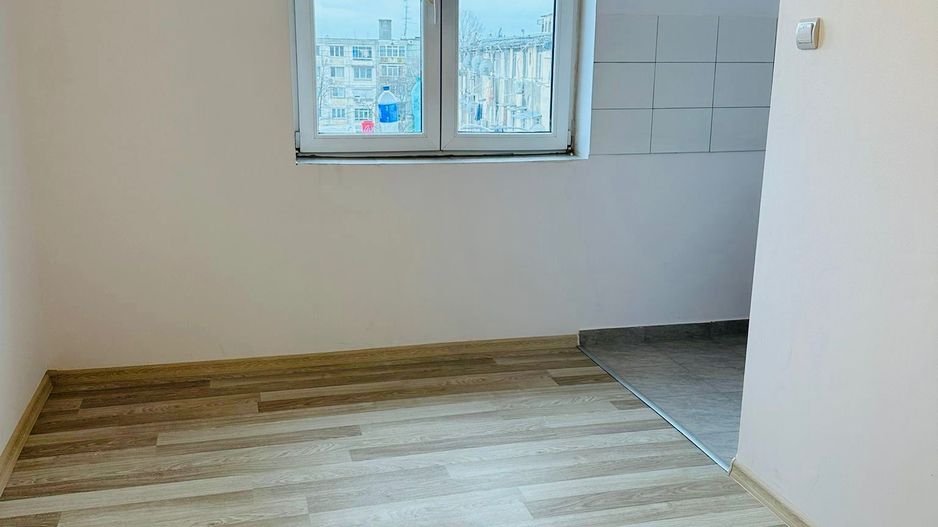 Garsoniera de vanzare Piata Rahova - Poză 1