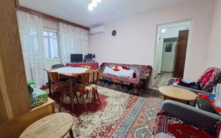 Apartament 3 camere Dacia, etaj 3, fara risc, pe mijloc - Poză 1