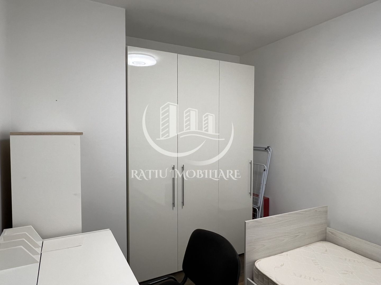 Apartament cu 4 camere | Ultracentral | Oradea - Poză 18