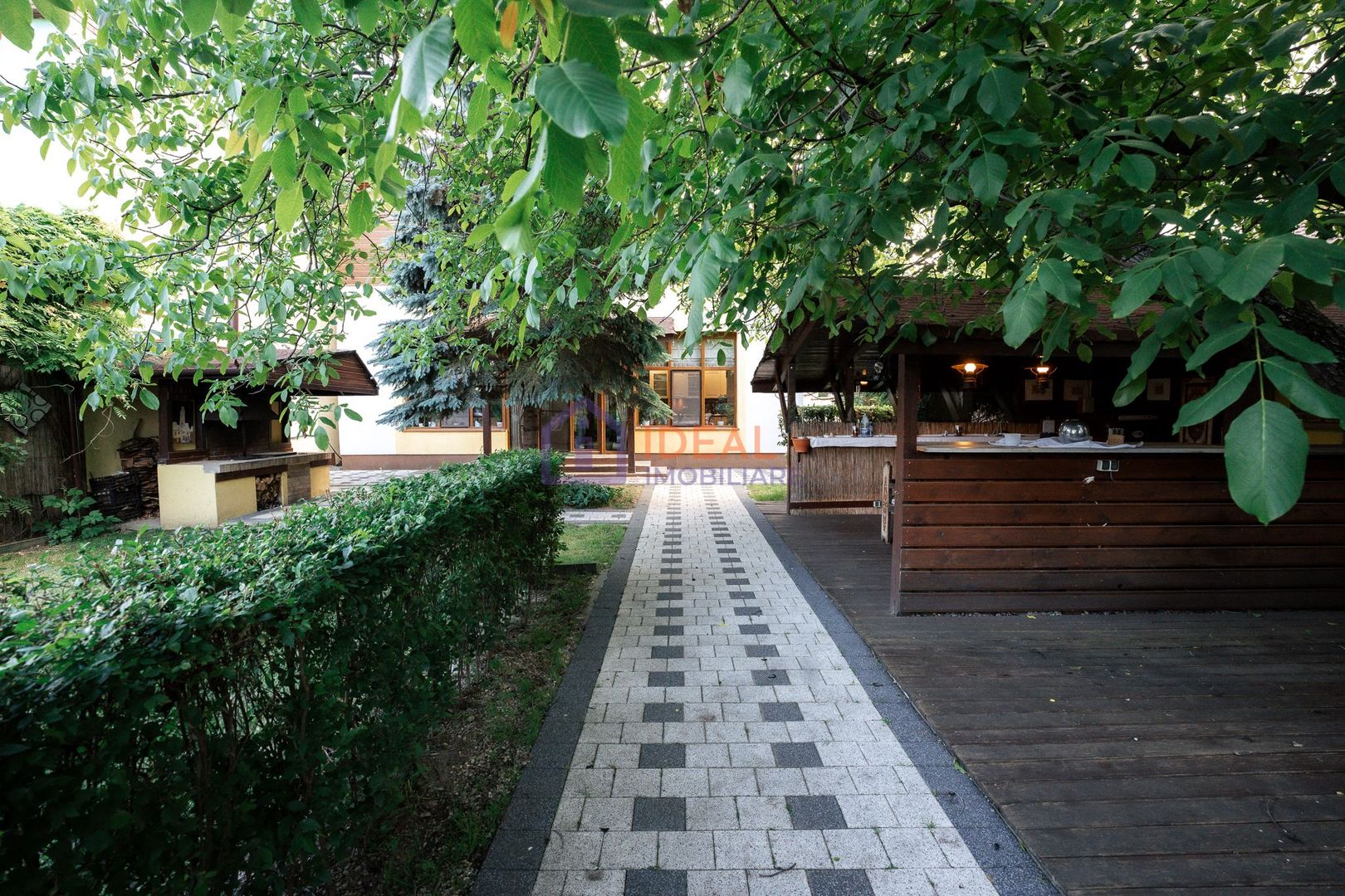 Casa Individuala Moderna cu 7 camere si 1480 mp de curte, In Selimbar - Poză 23