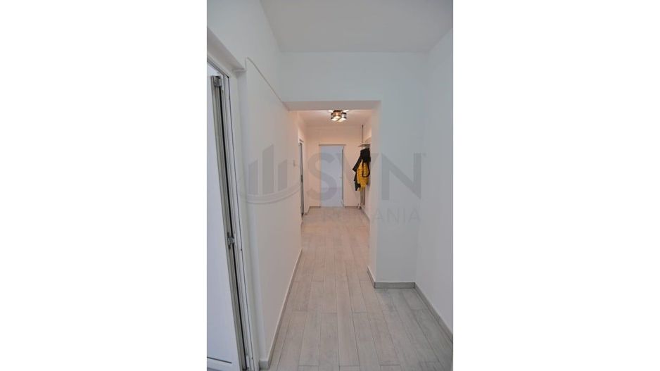 REA1023850 Apartament 2 camere cu 3 balcoane pe Bulevardul Decebal - Poză 4