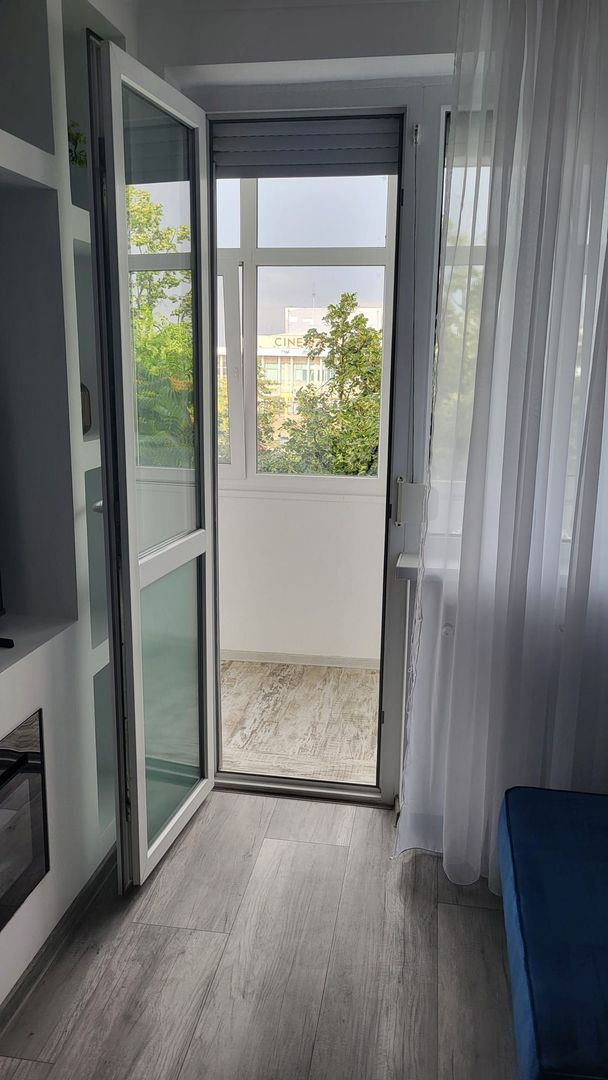 De inchiriat apartament cu 2 camere la Papadie, etaj 3, renovat, 550 E - Poză 16