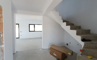 Casă individuală de vânzare – Cristian, zonă liniștită - Poză 13