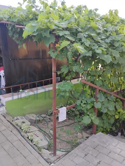 Casă cu etaj, zonă semicentrală, Iași – 5 camere, teren 300 mp - Poză 3
