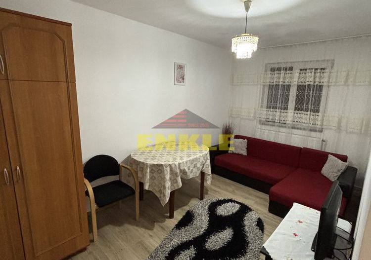 De vânzare apartament 2 camere, zona Carrefour - Poză 3