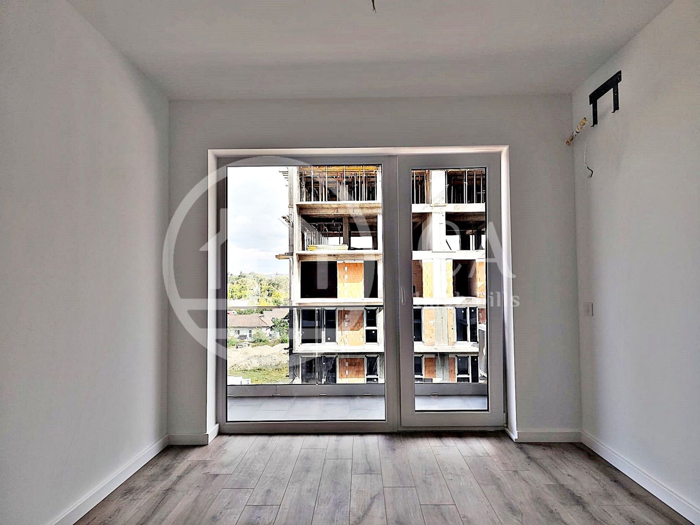 De vanzare apartament cu 2 camere in cartierul Prima Arena, Oradea - Poză 4