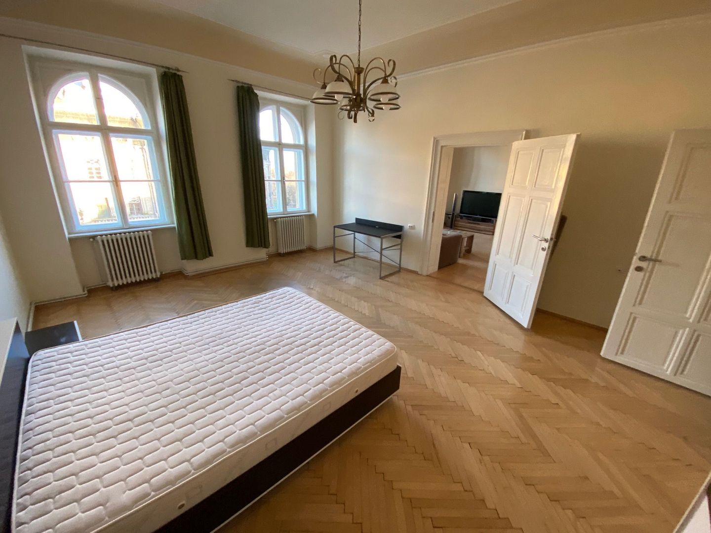 Apartament 3 rooms close to Medicina and Piata Libertatii - Poză 5