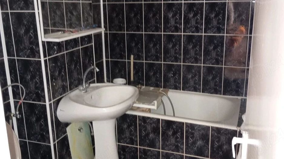 Apartament 3 camere de vanzare - Poză 4