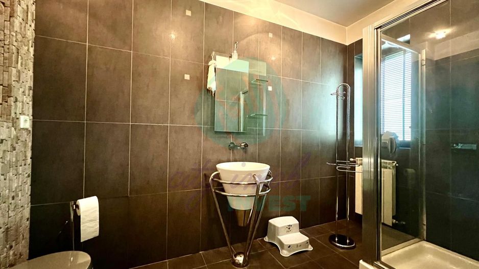 Vila individuala 10 camere Iancu Nicolae- Jolie Ville - Poză 15