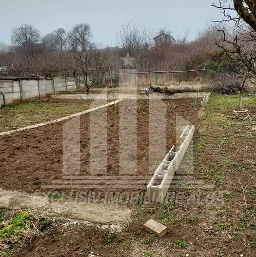 Casa individuala de vanzare cu teren - Poză 2