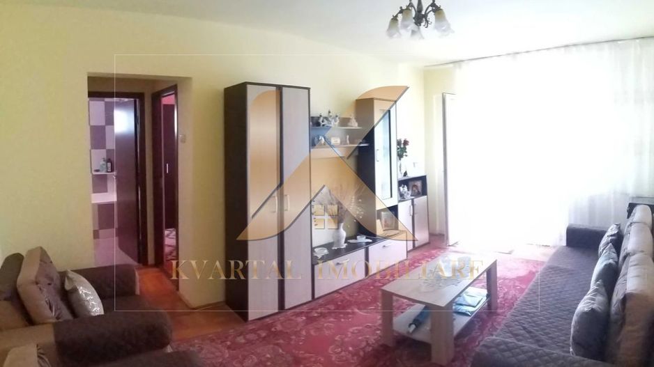 Apartament 2 camere , semidecomandat 59mp , Zona Vlaicu! - Poză 2