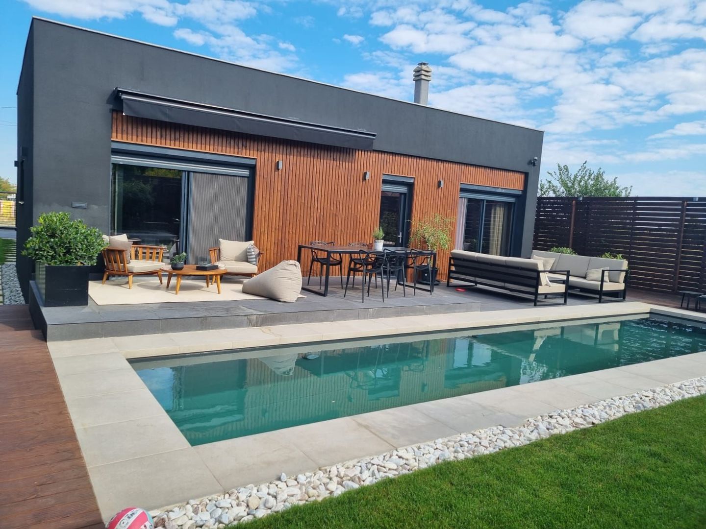 Casa pe parter Dumbravita - Poză 1