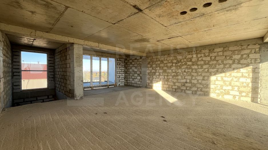 Vânzare, townhouse, 3 nivele, 6 camere, str. Salcîmilor, com. Stăuceni - Poză 8