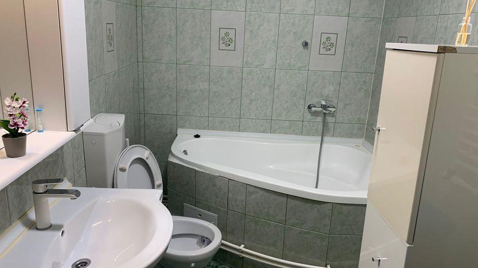 CASA cu 3 CAMERE  langa Piata Rahova, Strada Ghiocului Nr 5 - Poză 6