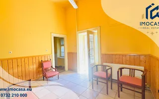 De vânzare potențial apartament ultracentral Arad - Poză 12
