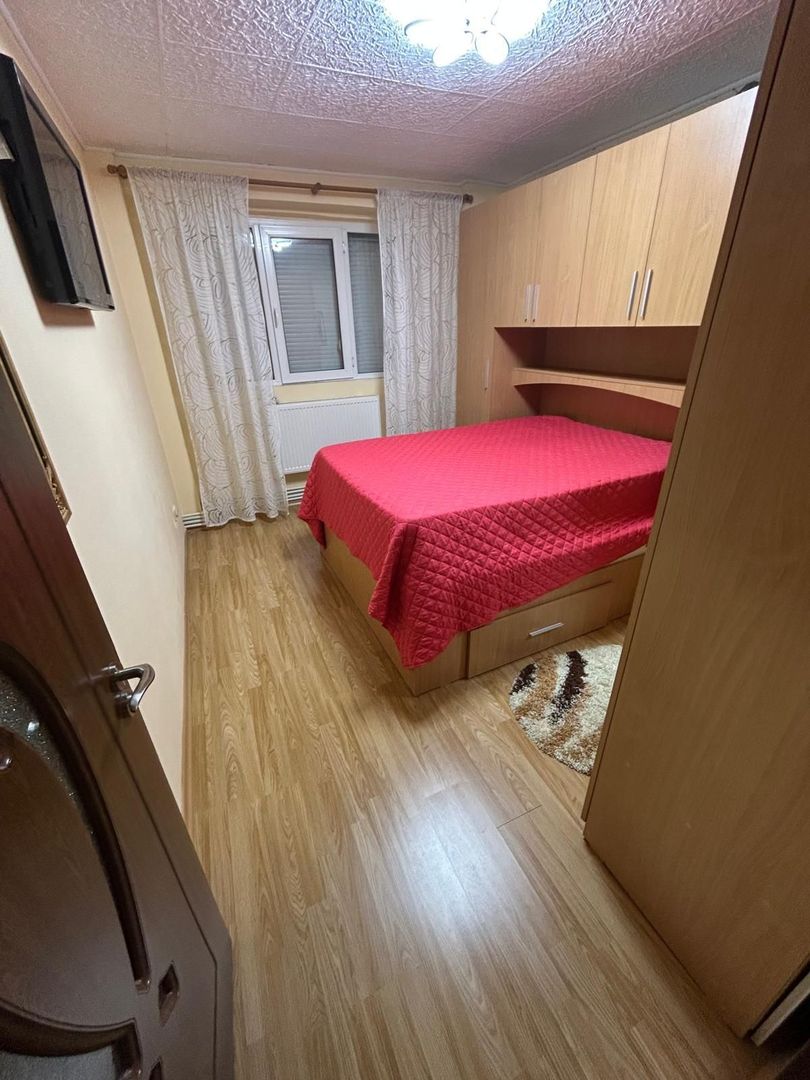 Apartament cu 4 cam în Micro 39 –Se vinde sau se schimbă cu 2 camere + diferenta - Poză 4