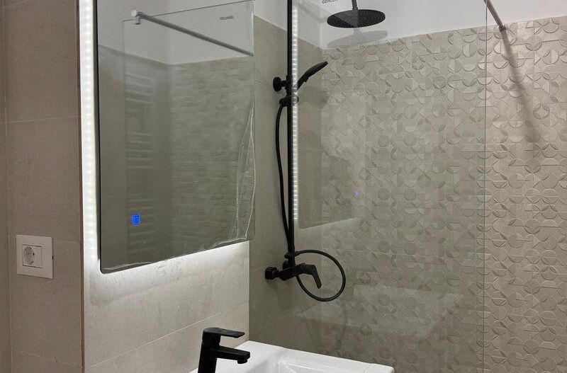 3cam(living cu buc.desch,2bai) langa pasarela metrou Berceni - Poză 5