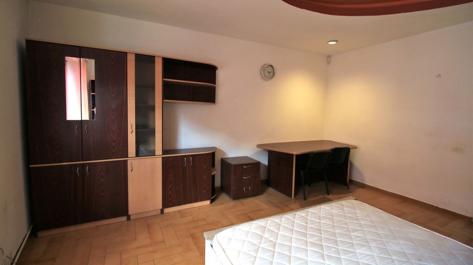 Exclusivitate - Zona Teatru Dramatic, garsonieră pretabilă locuit sau birouri - Poză 5