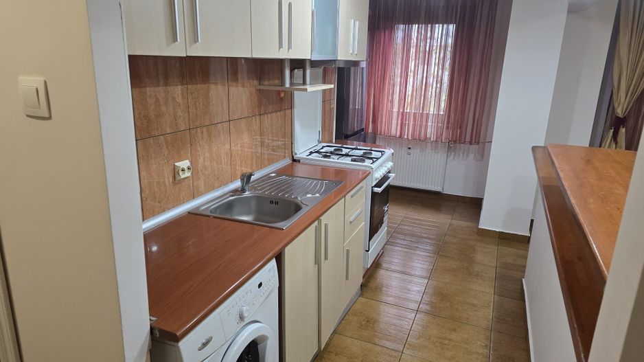 Apartament spatios cu doua camere, zona Virtutii - Poză 2
