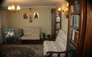 ageuropa.ro vinde ap 4 cam. la etajul 4 în Micro 16. - Poză 3