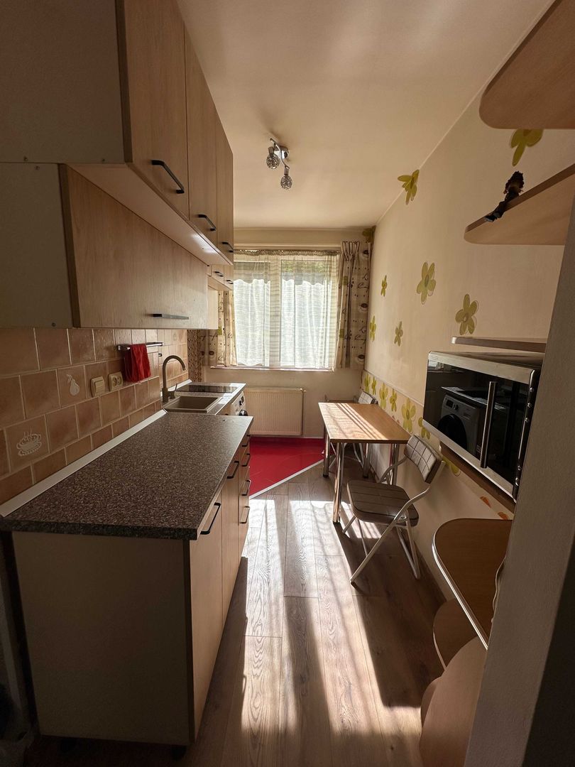 Apartament 3 cameree zona Spitalul Judetean - Poză 3