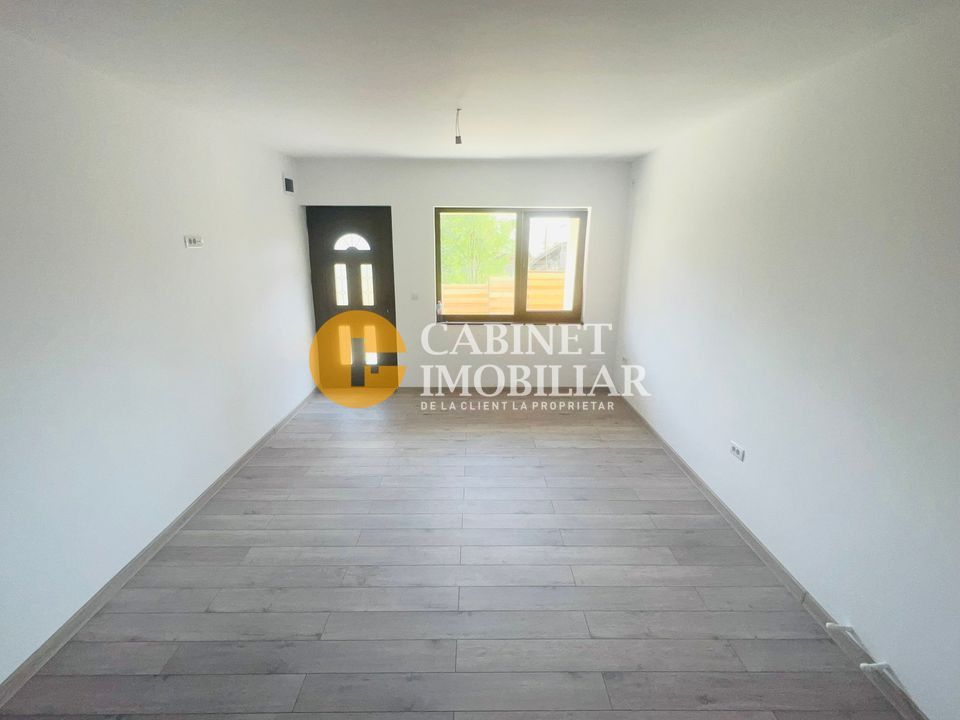 Casa individuala LA ASFALT - 3 camere - 410mp teren - toate utilitatile - Poză 7