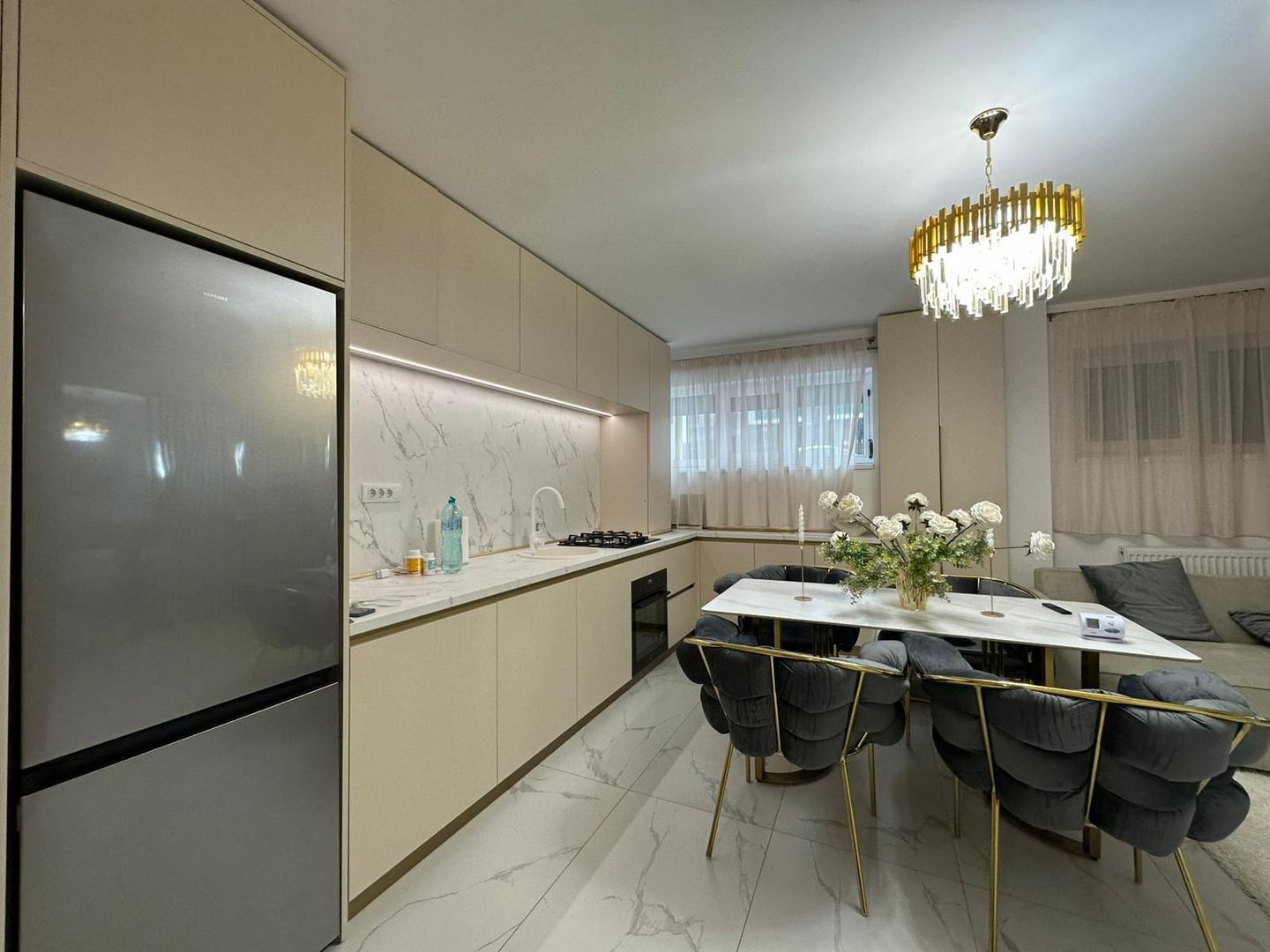 Apartament de Lux 2 camere 57 mp + loc parcare Bucium Visan 400 euro - Poză 3