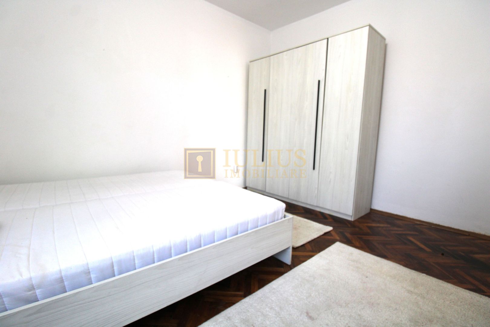 Apartament cu 4 camere - Punctele Cardinale, Medicina, Pet friendly! - Poză 10