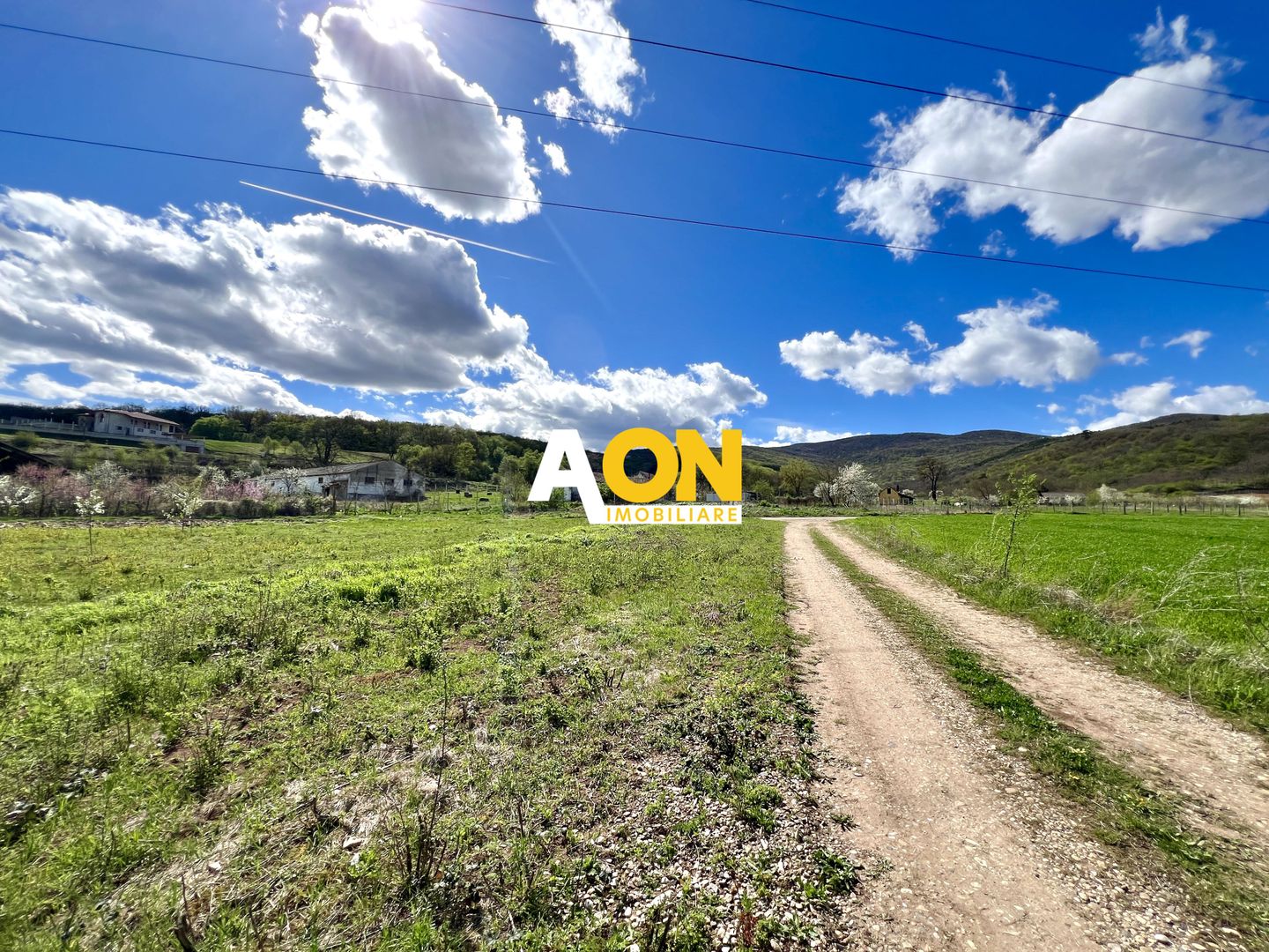 Teren de vanzare, 39ml deschidere, 1300mp teren, zona Micesti - Poză 3