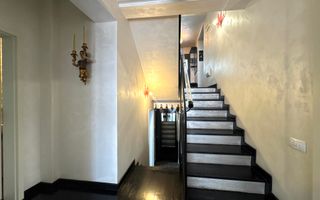 Vila cu 5 camere *344mp* + 800mp Teren // Zona Bucurestii Noi - Poză 23