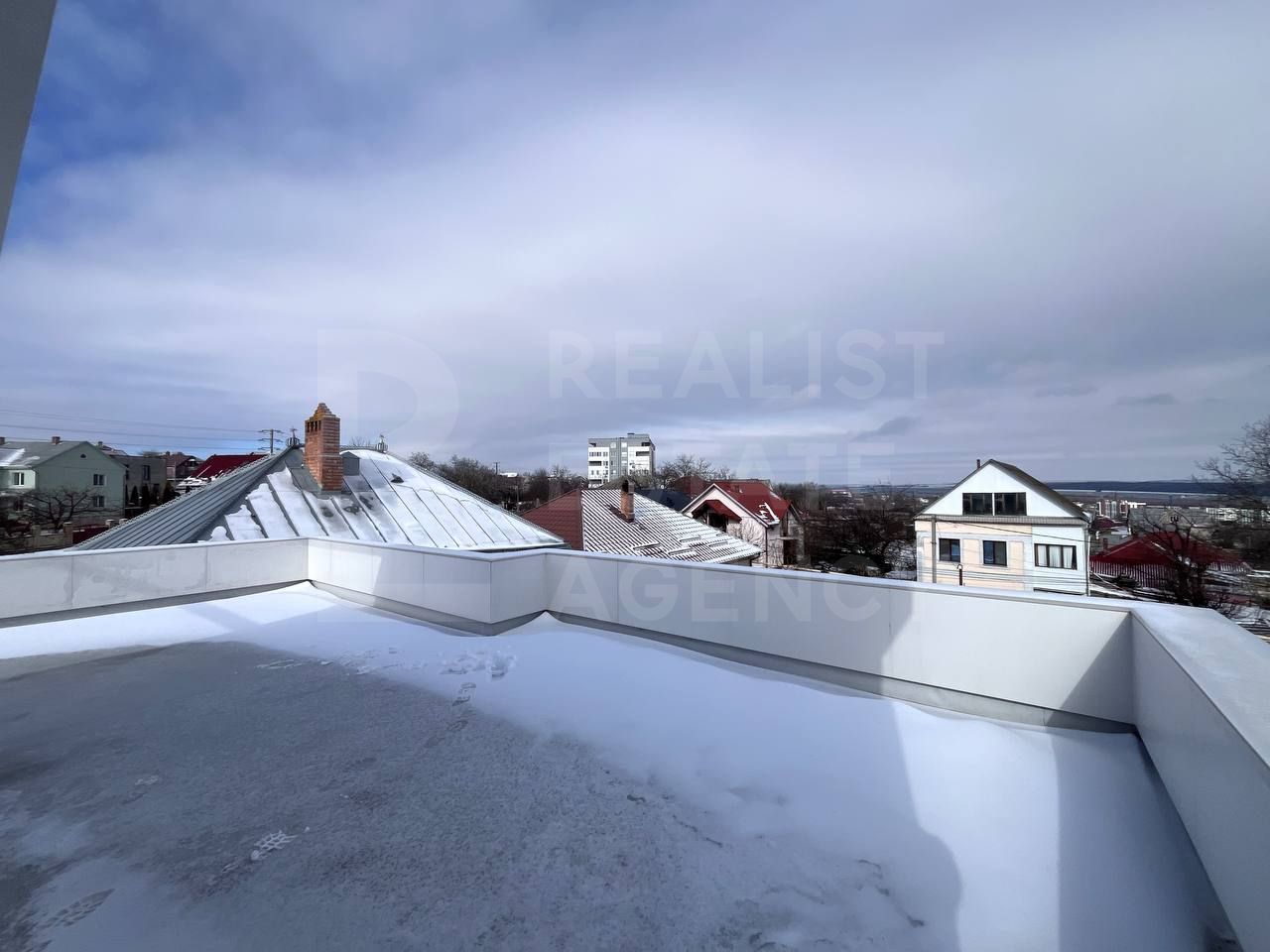 Vânzare, Hi-Tech, 2 nivele, 4  camere, strada Nucarilor,Cricova - Poză 4