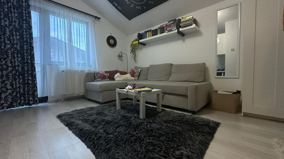 Casă individuală P+1E, construită în 2013–zonă liniștită, exclusiv de case - Poză 1