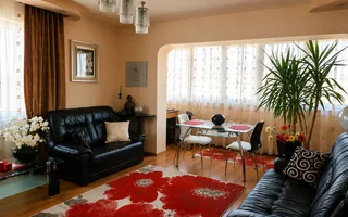 De vânzare apartament 3 camere decomandat, complet mobilat și utilat – - Poză 11