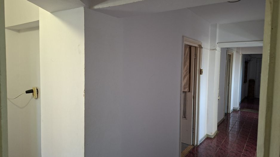 BRASADAS inchiriaza ap cu 4 cam etaj 3/8 cu lift in Micro 17. - Poză 9