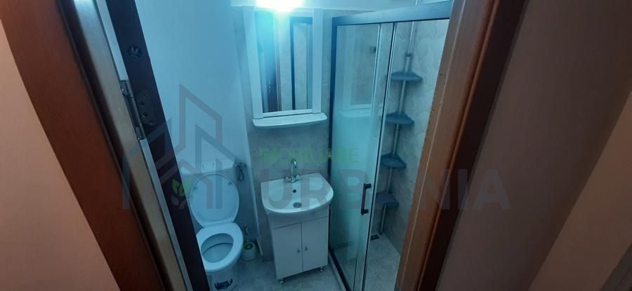 Închiriez apartament cu două camere nedecomandat. - Poză 9