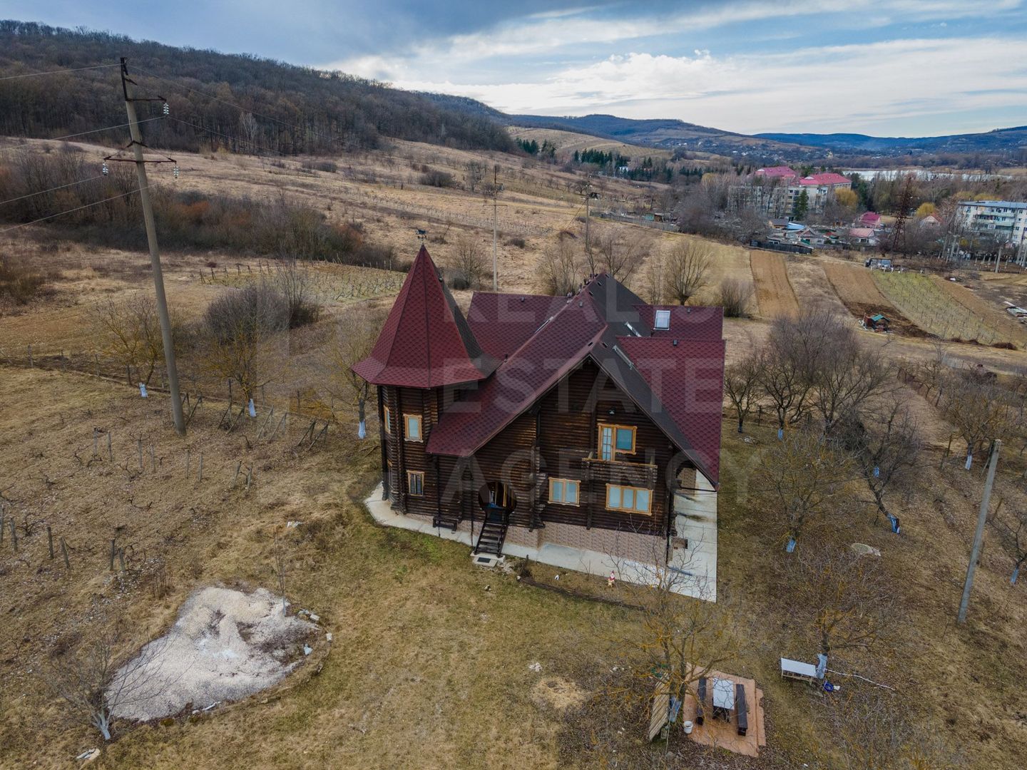 Vânzare, casă, 9 camere, satul Mîndra, r-nul Călărași. - Poză 70