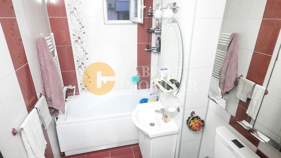 Dacia - Etaj Intermediar - 3 Camere Decomandat - Poză 7