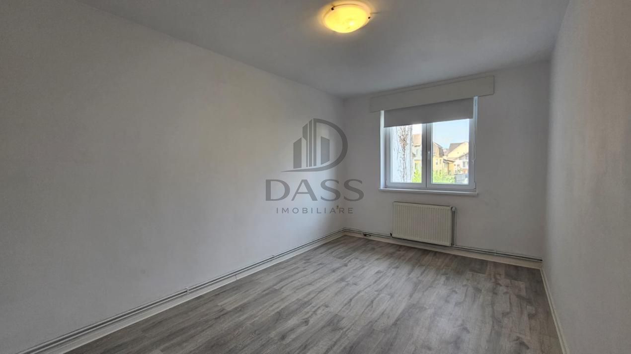 Apartament la casa 4 camere de închiriat Strand Sibiu - Poză 12