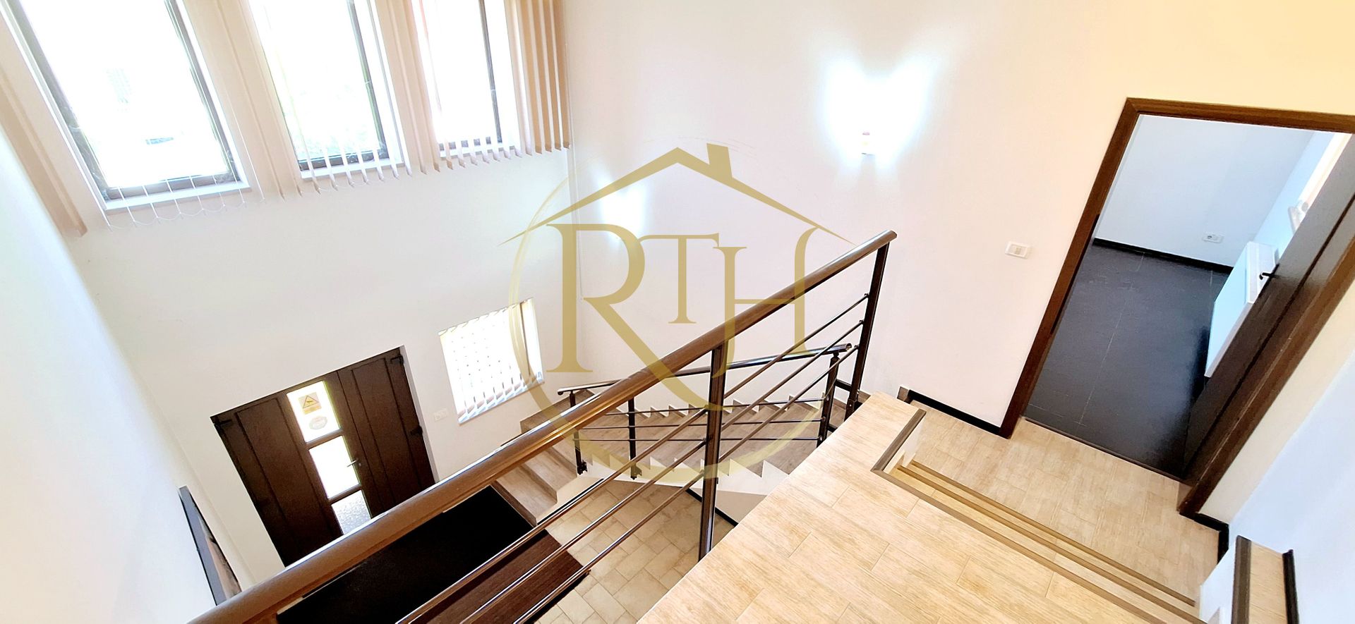 Oferim spre inchiriere, casa cu 4 camere pentru locuit sau birouri, Mehala - Poză 7