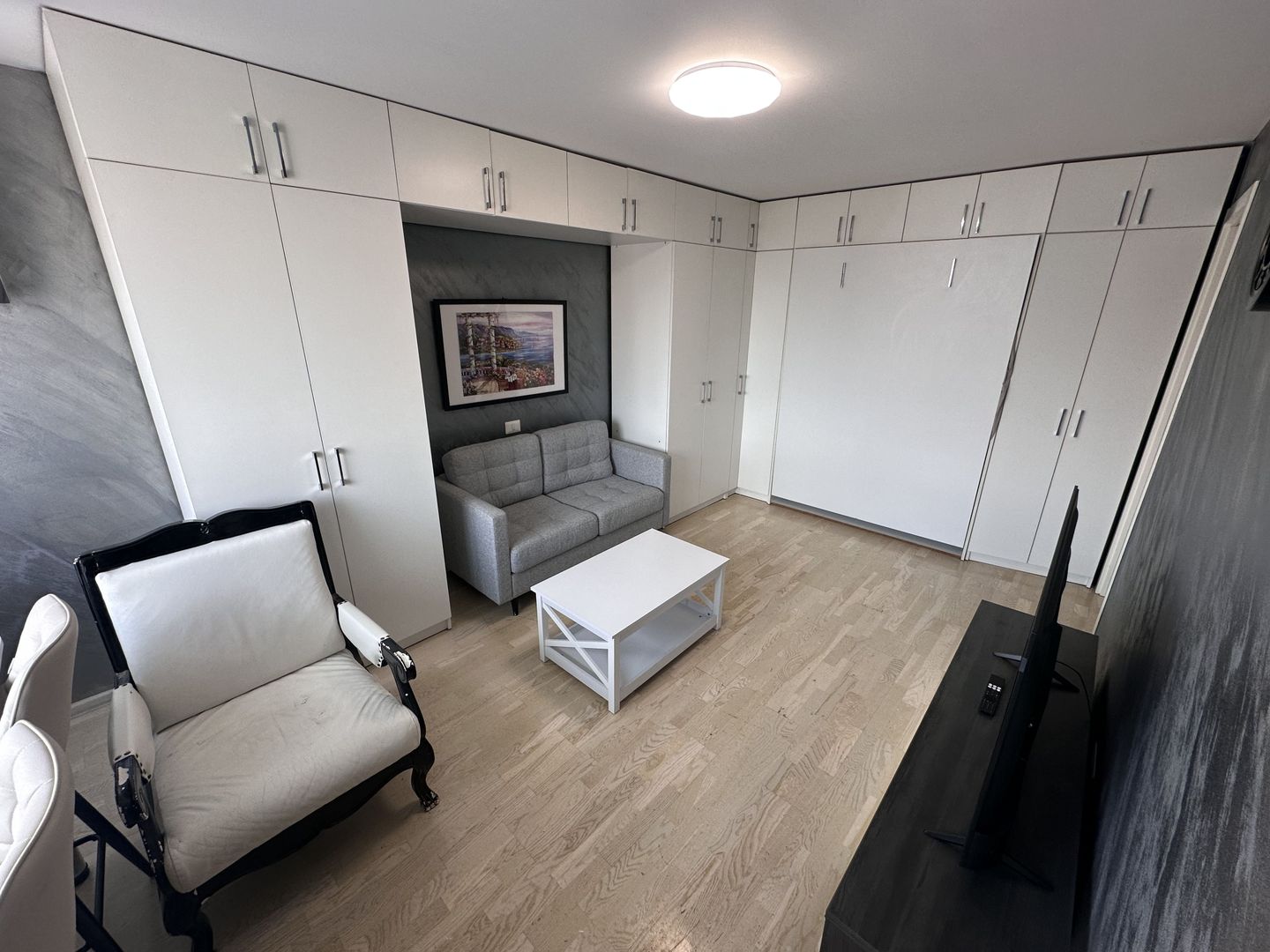 LUX Garsonieră de închiriat ParkLake mall/Renovata - Poză 4