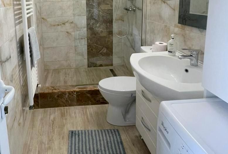 De inchiriat – Apartament cu o camera - Faleza Dunarii - Poză 4