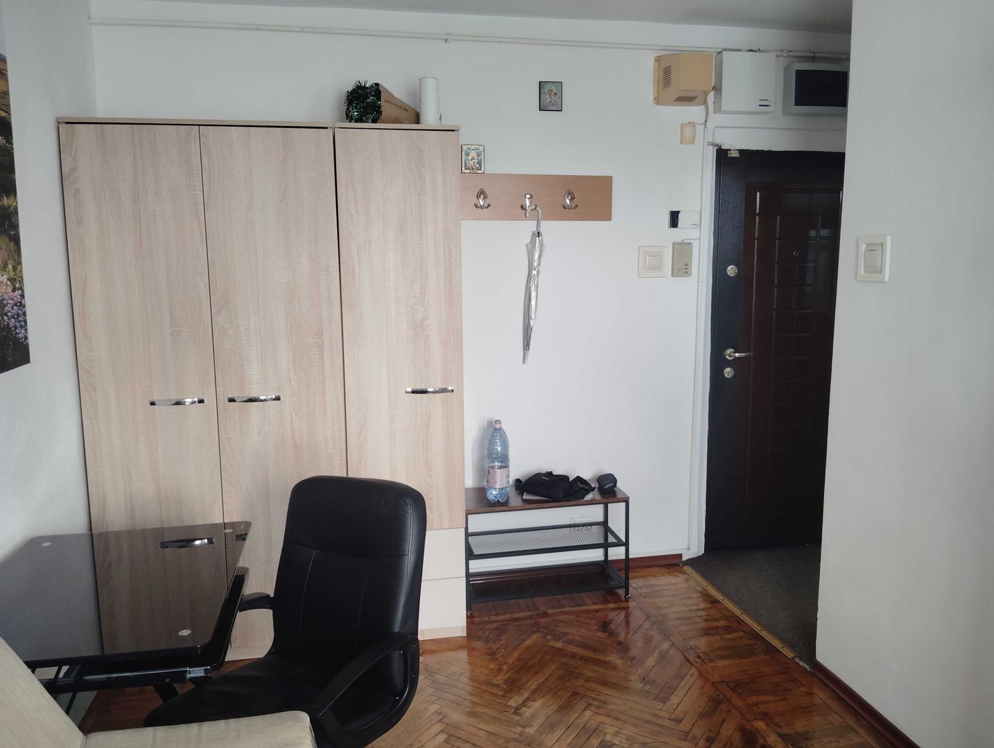 De Inchiriat Garsoniera Mobilata la 150m Metrou Piata Sudului - Poză 2