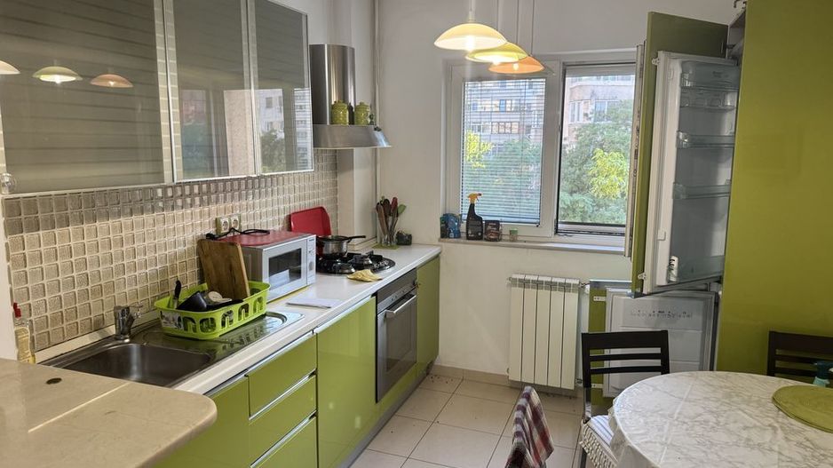 De închiriat apartament 2 camere Calea Văcărești - Poză 3