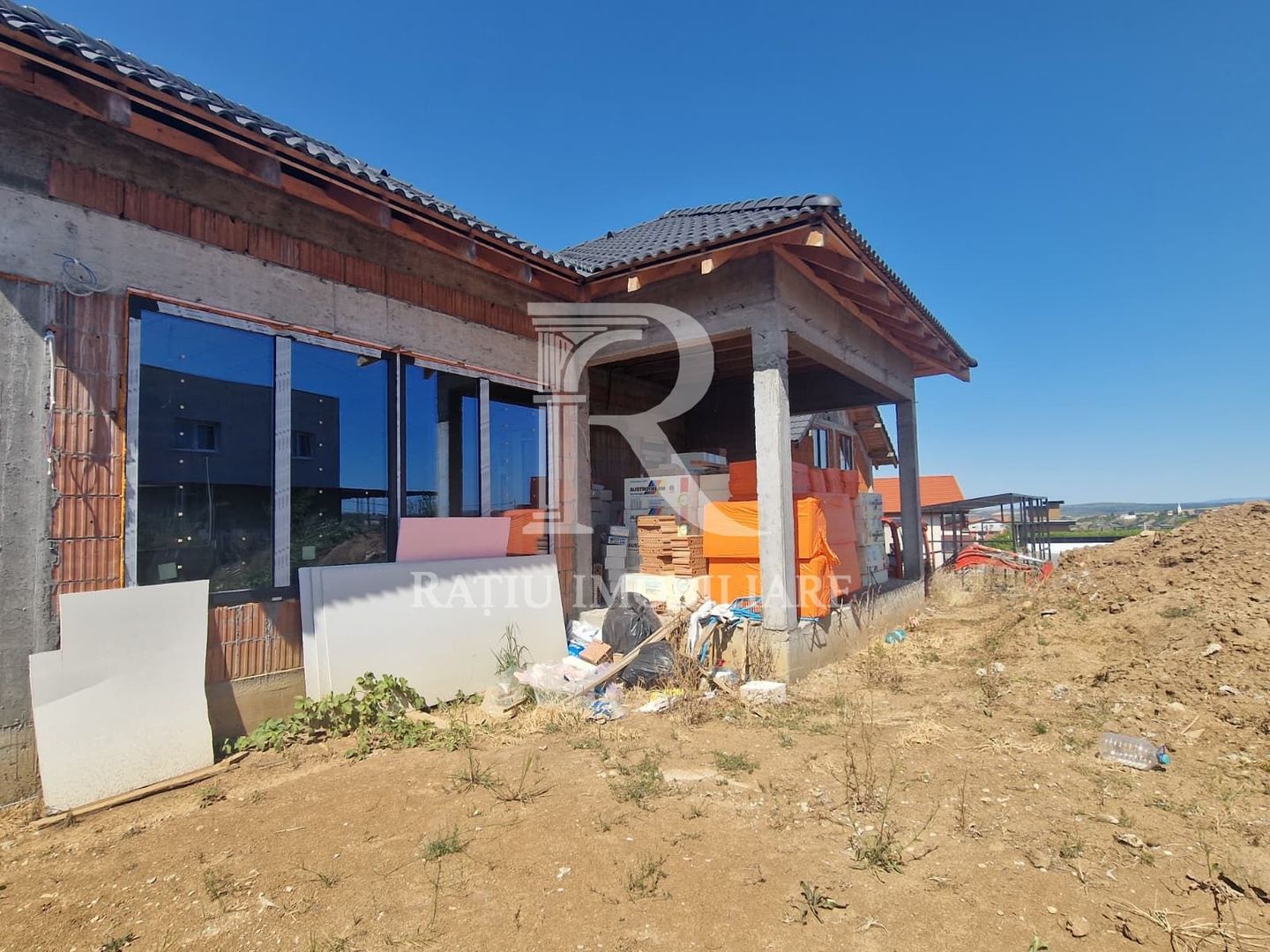 Casa cu 5 camere | Semifinisata | Vedere Panoramica | Paleu | Bihor - Poză 2