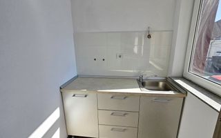 Cladire de birouri, S+P+2E, 650 mp utili, zona Centru - Poză 14