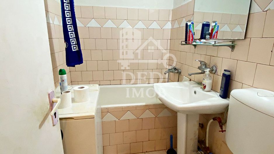 Apartament cu 2 camere de vanzare zona Rogerius, Oradea - Poză 7