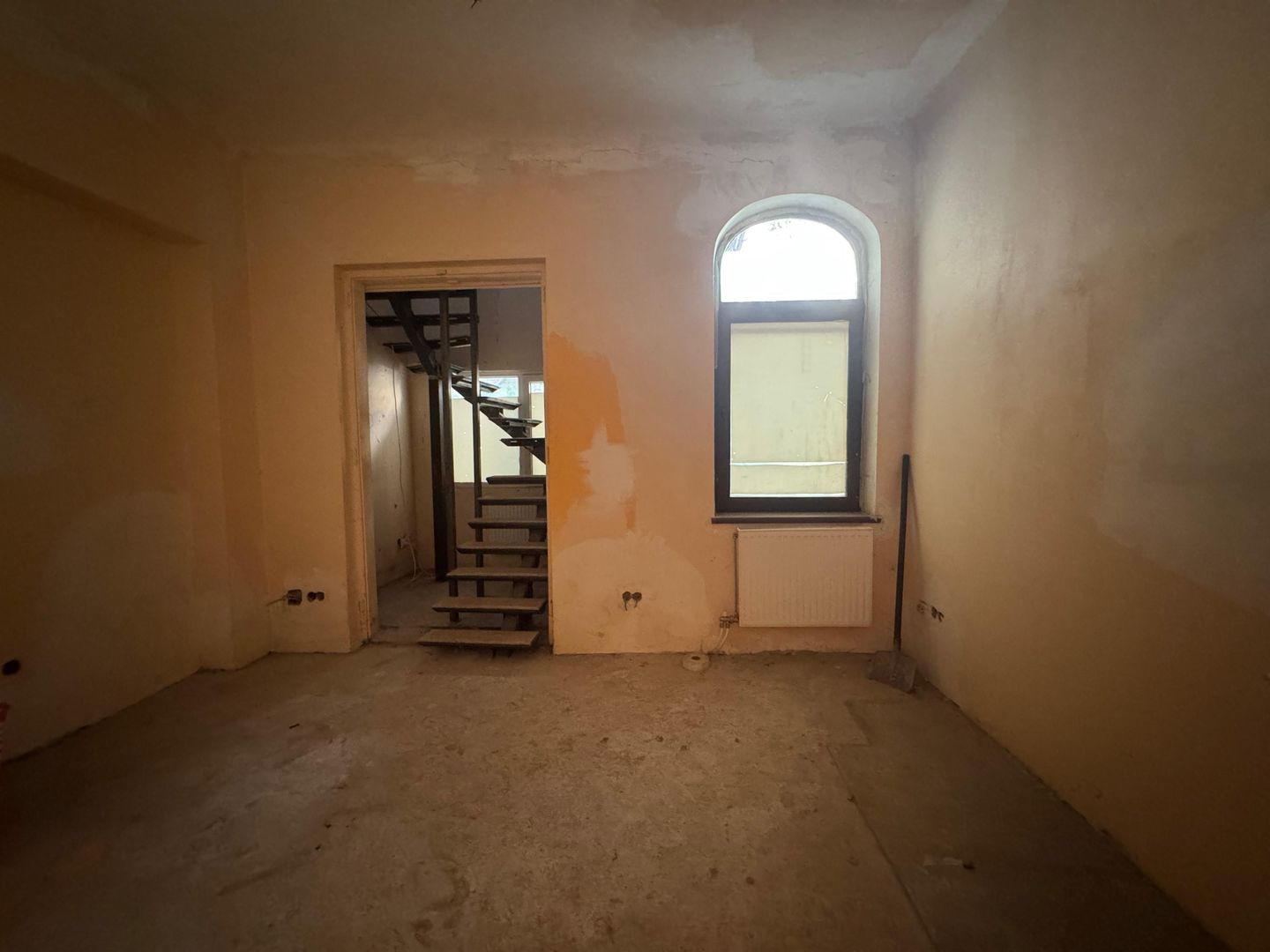 VILĂ CU POTENȚIAL MULTIPLU| CALEA DOROBANȚI - Poză 12